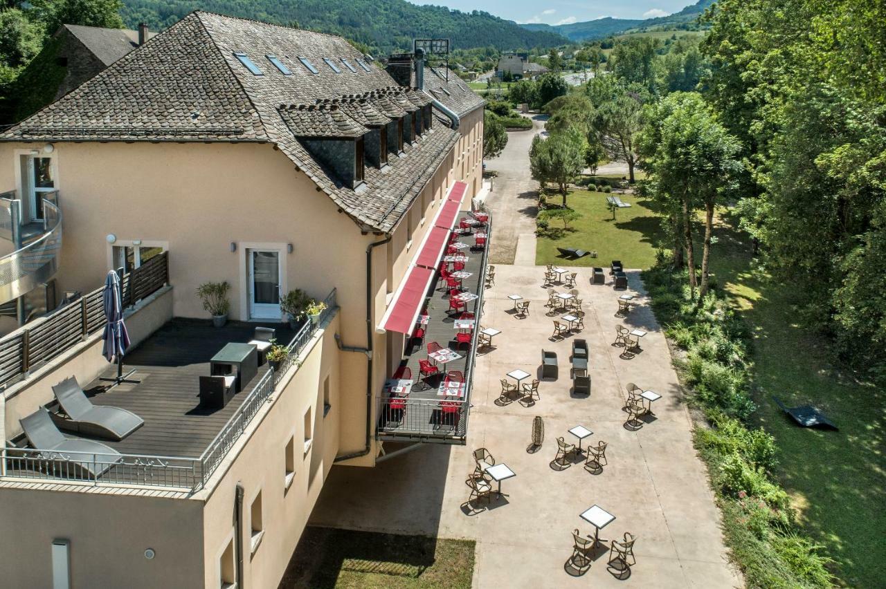 Logis Hotel Restaurant Les 2 Rives - A75, En Bordure De Riviere Banassac Eksteriør bilde