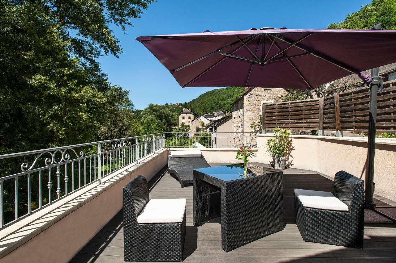 Logis Hotel Restaurant Les 2 Rives - A75, En Bordure De Riviere Banassac Eksteriør bilde